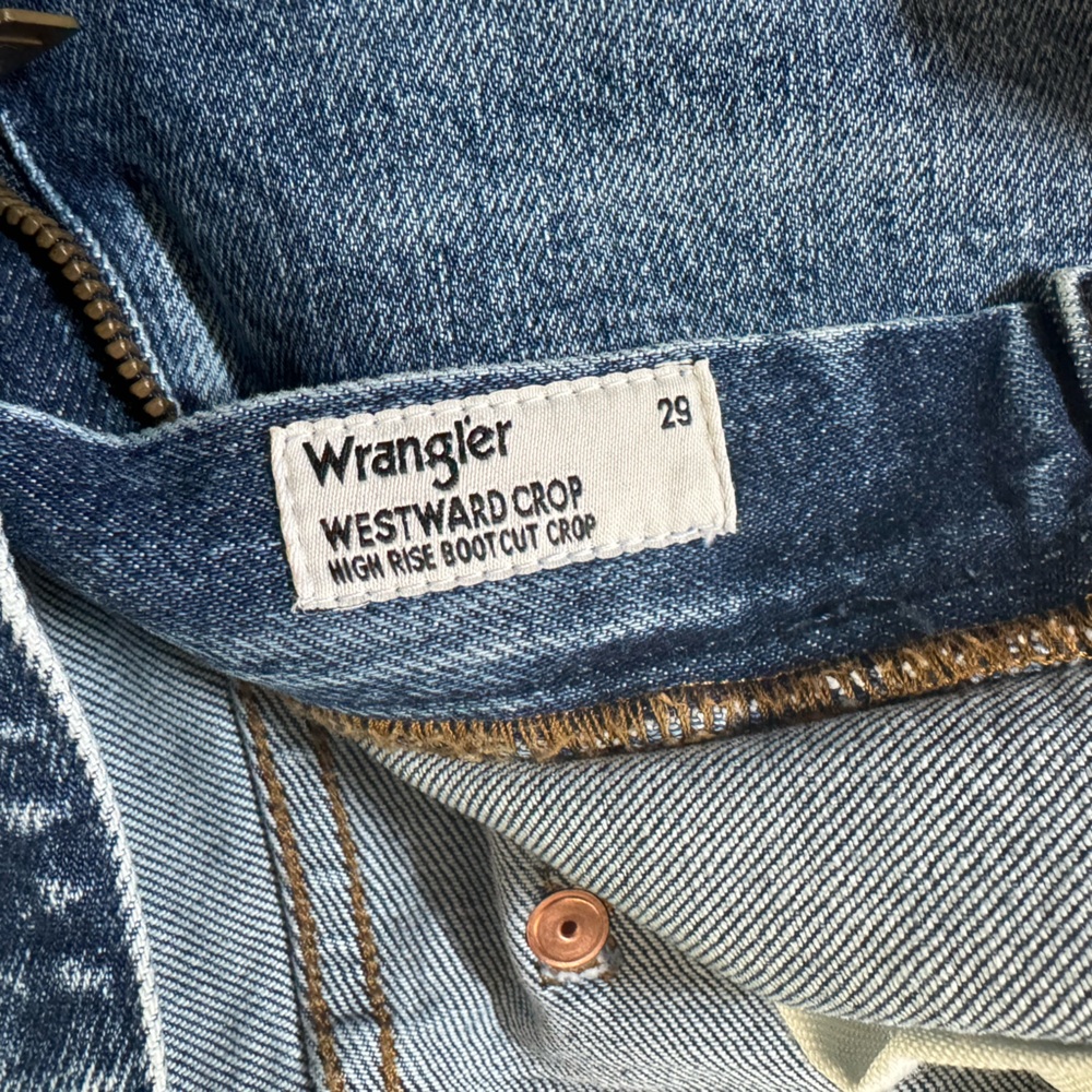 Wrangler Westward High Rise Boot Cut Jeans - Picture 4 of 6